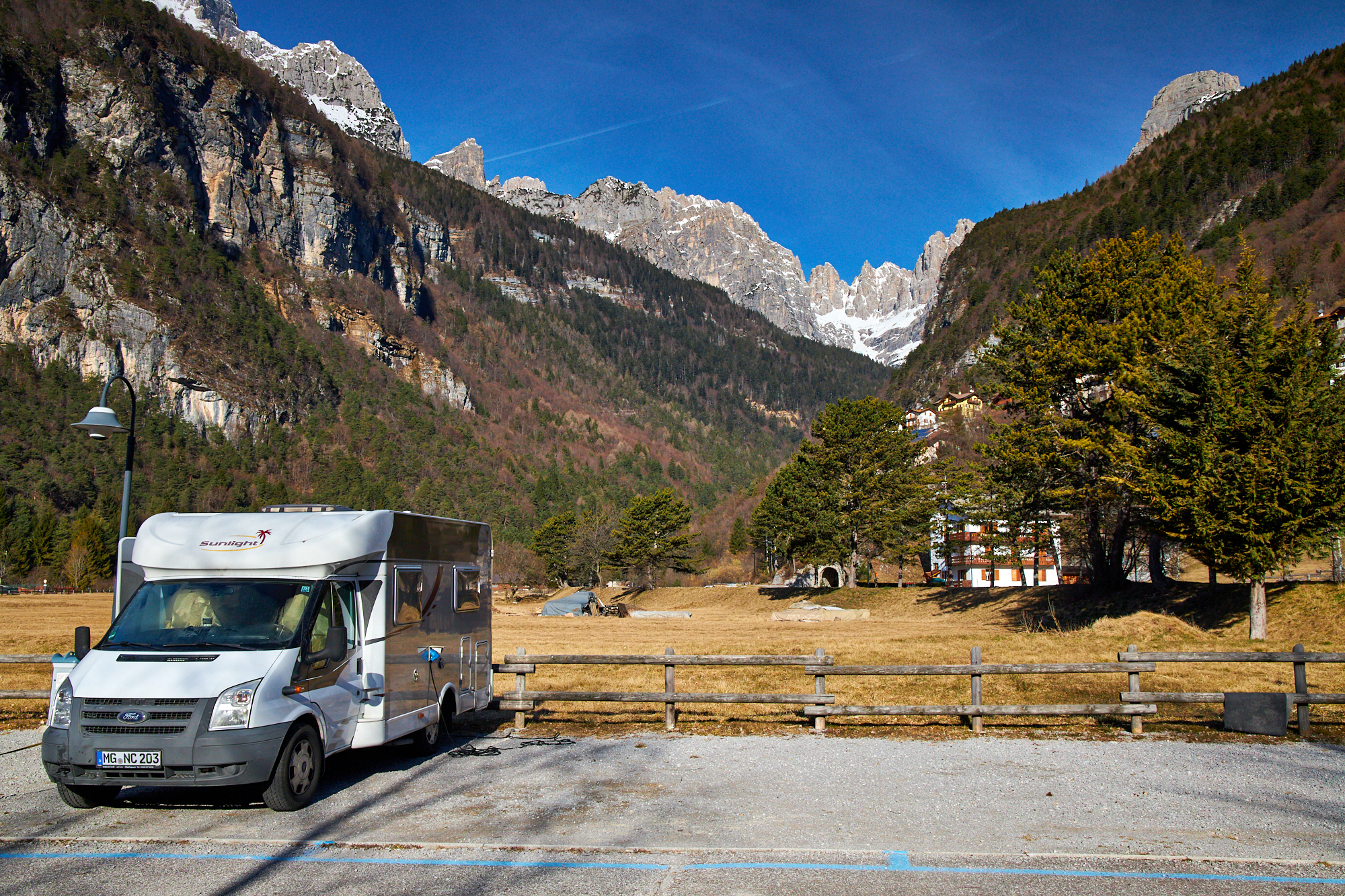 Lago die Moveno