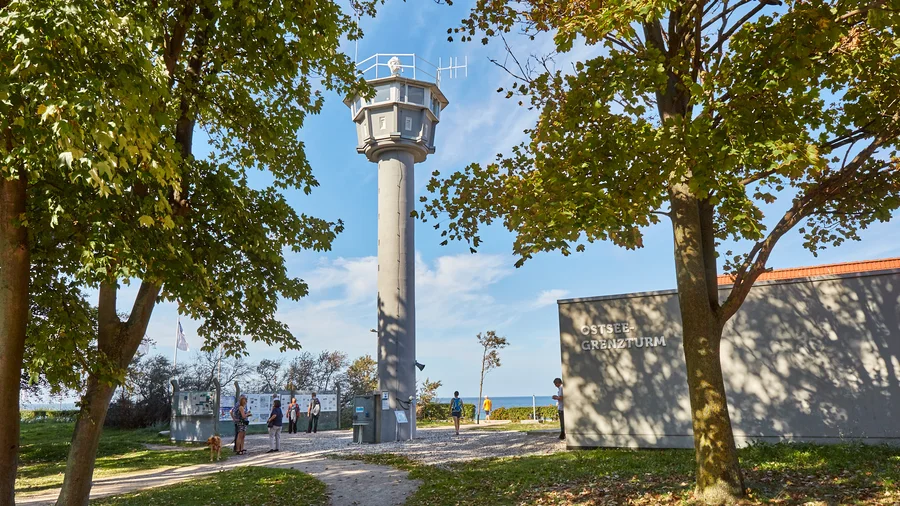 Alter Wachturm aus DDR Zeiten